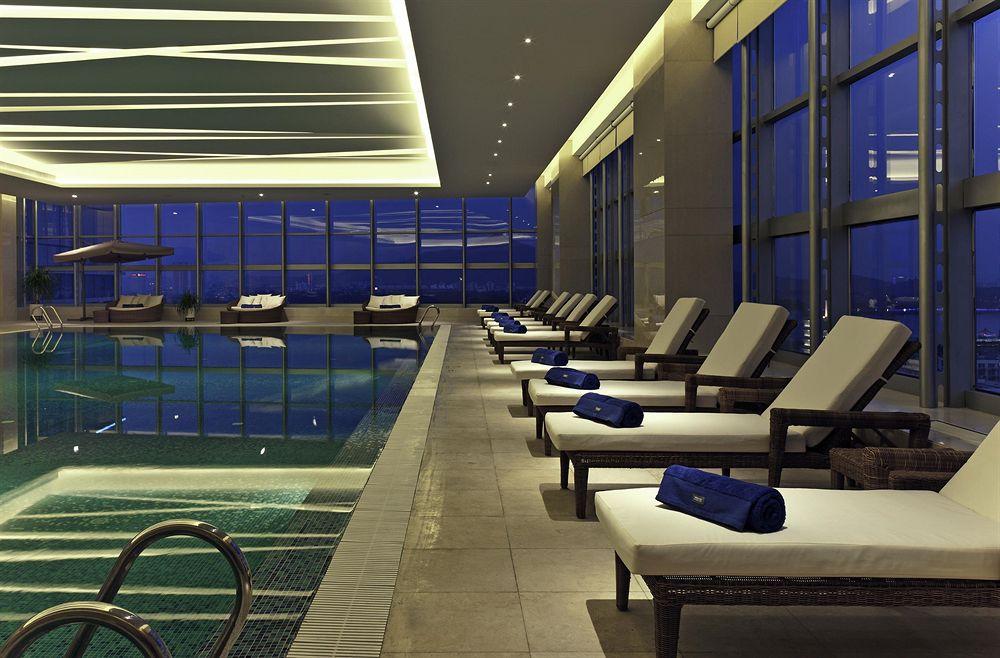 The Westin Nanjing Xuanwu Lake Exterior photo